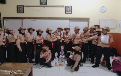 Tim Pramuka SMP Yasda Raih Juara Harapan 1 pada Lomba Jurang Elite Season 2 di SMPN 57 Jakarta